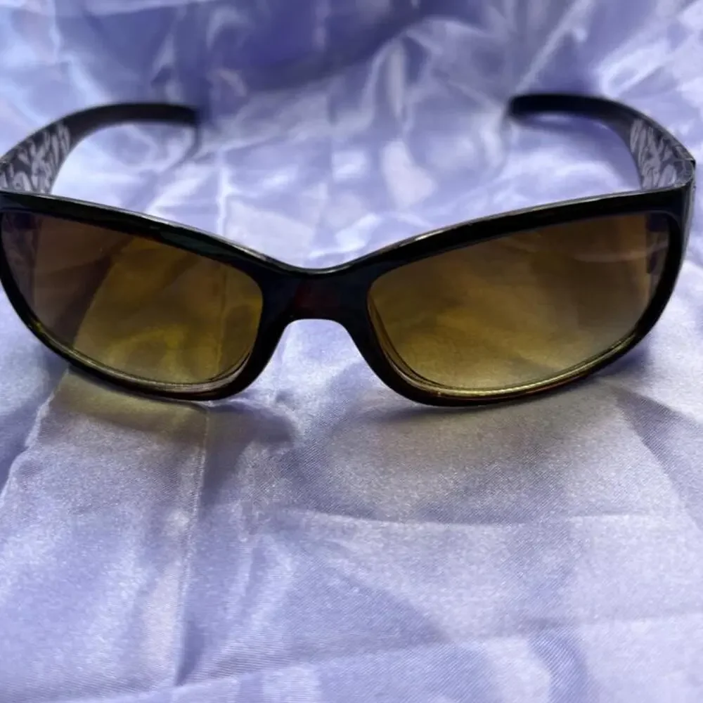 Dark brown wraparound sunglasses clear floral detailing beach grunge y2k surfer